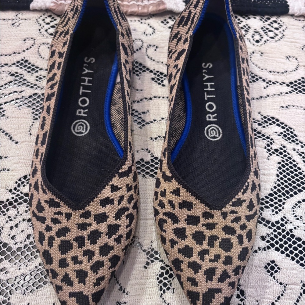Rothy's Tan and Black Leopard Flats